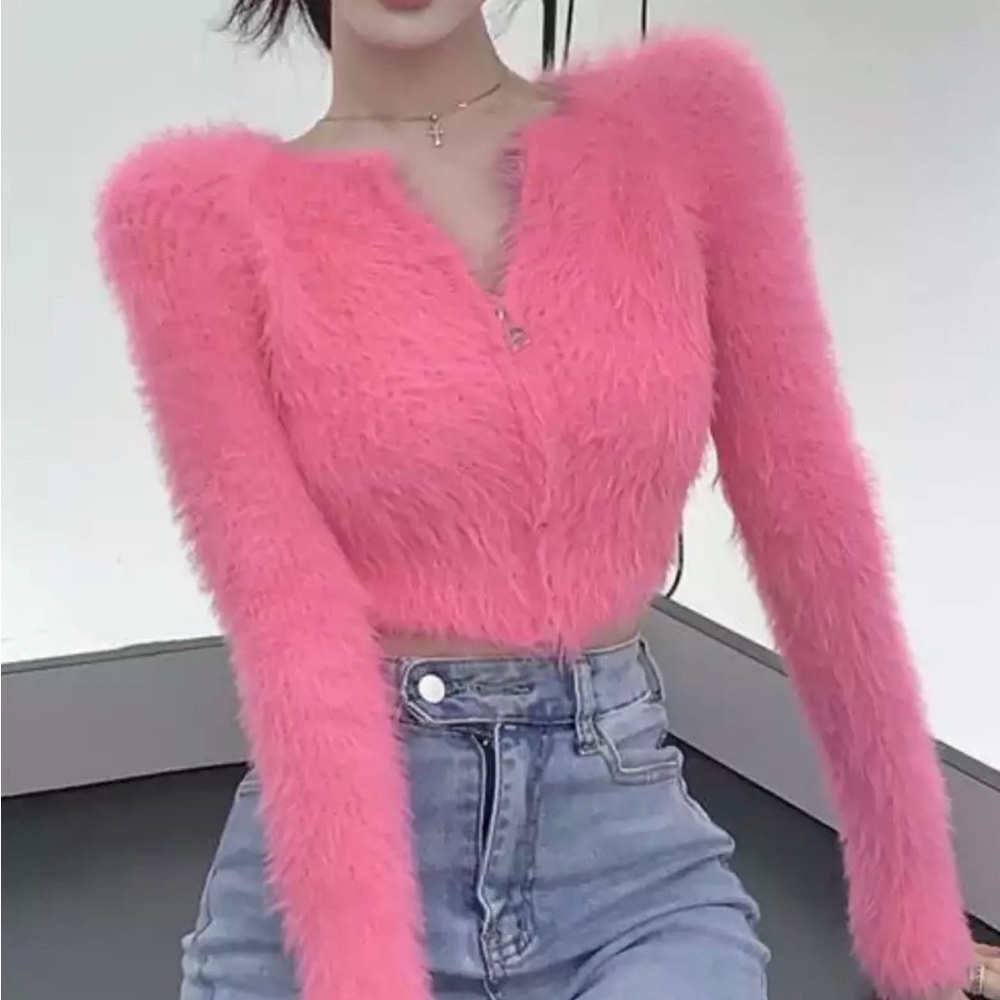 New womens fur small-large